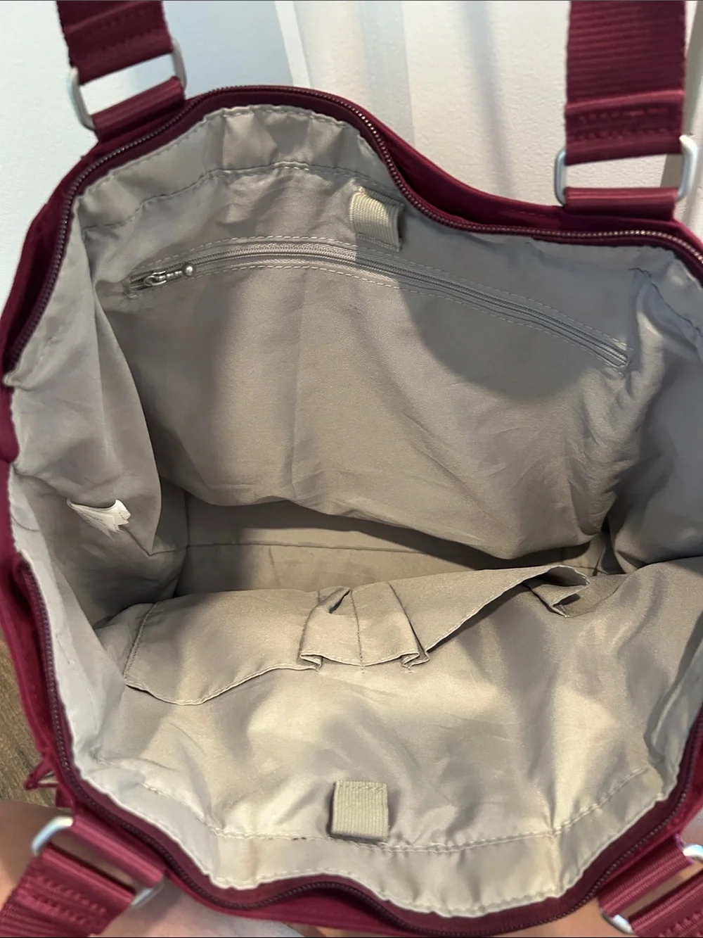 NWOT Plum Baggallini Tote Bag